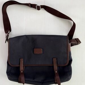 TUMI Black Canvas  Medium Crossbody Messenger Bag Leather‎ Strap